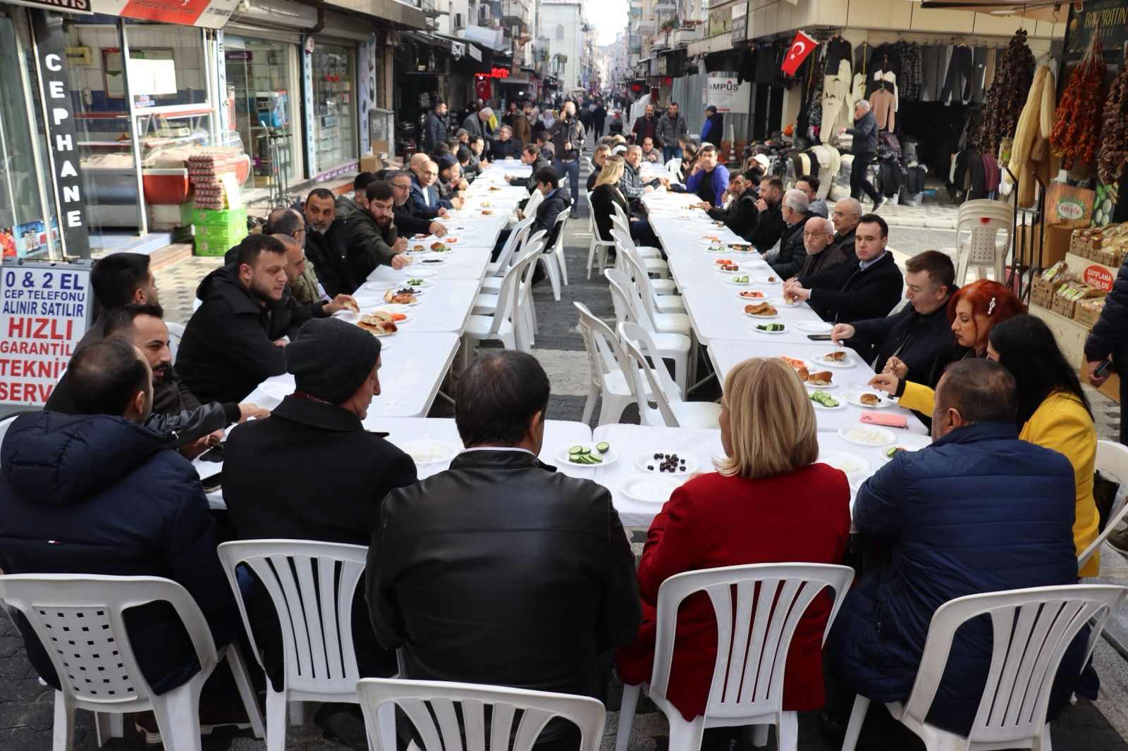 İzmit Belediyesi yılların sorunlarını çözüme kavuşturmaya devam ediyor! (2)