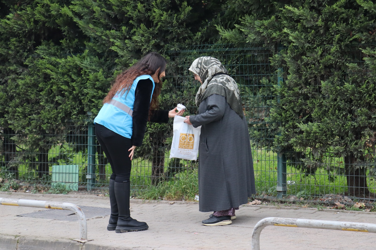 İzmit Belediyesi ‘Sen Anlat İzmit’ halk günleri yeni yılda da devam ediyor (7)