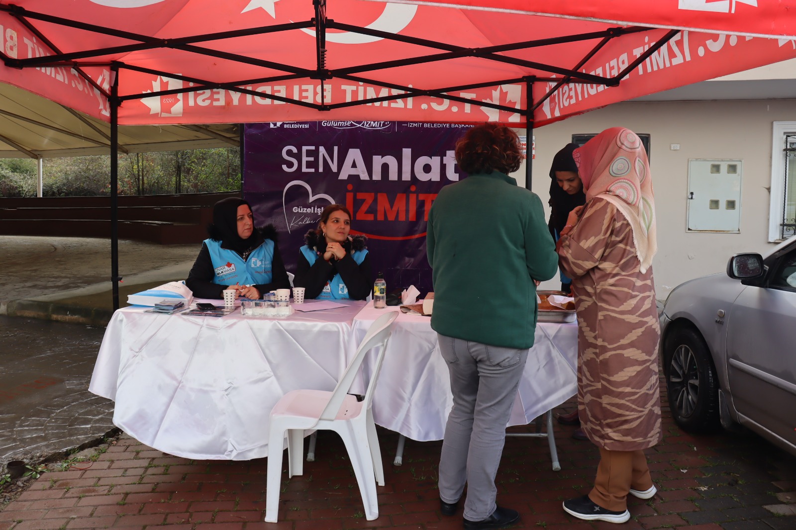 İzmit Belediyesi ‘’Sen Anlat İzmit’’ ile halkın sesine kulak veriyor (8)