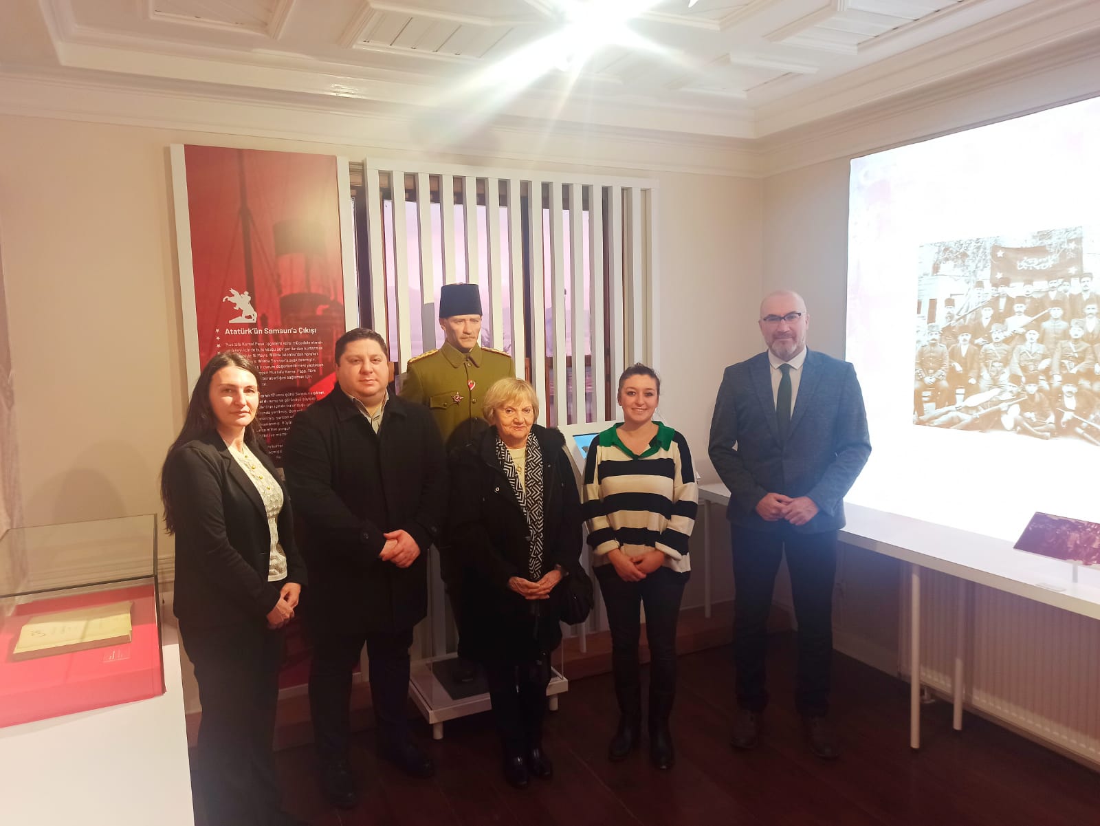 Kahramanların torunları Atatürk ve Milli Mücadele Anı Evi'nde (2)