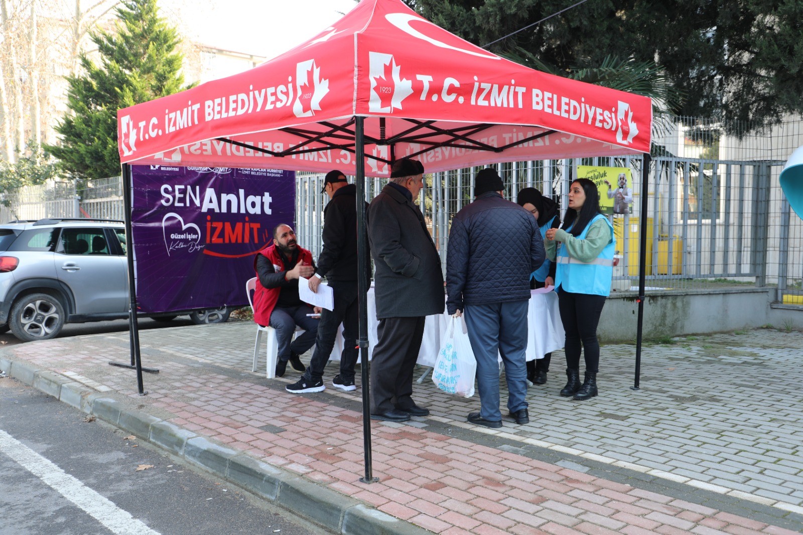 ‘Sen Anlat İzmit’ Cumhuriyet Mahallesi’ndeydi (4)