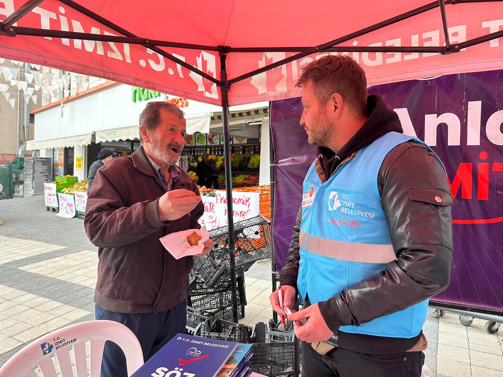 ‘Sen Anlat İzmit’ vatandaşları dinlemeye devam ediyor (3)
