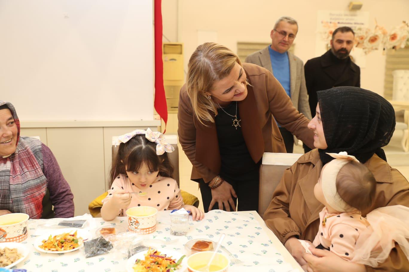 Başkan Hürriyet Sosyal destek hizmetlerimizi her geçen gün arttırıyoruz (1)