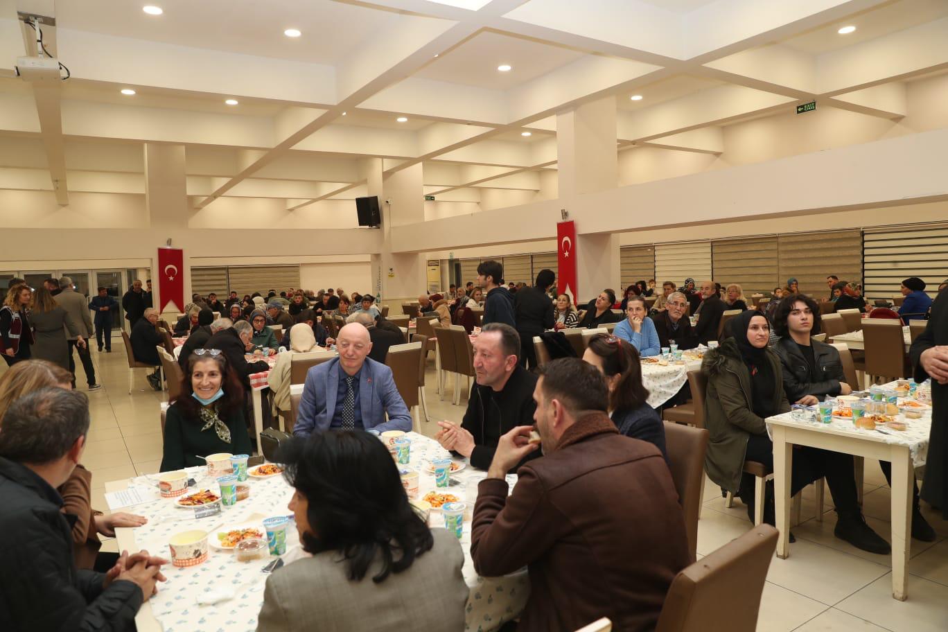 Başkan Hürriyet Sosyal destek hizmetlerimizi her geçen gün arttırıyoruz (8)