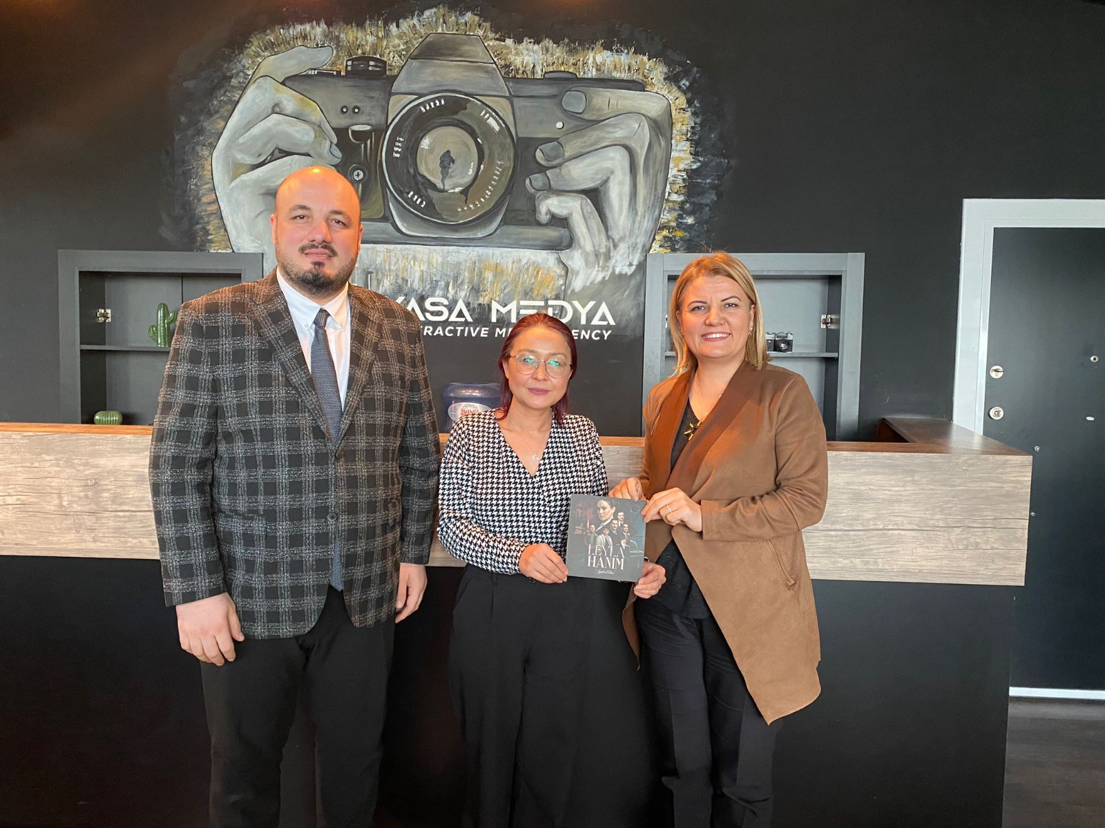 Başkan Hürriyet, gazetecileri Leyla Hanım galasına davet etti (5)