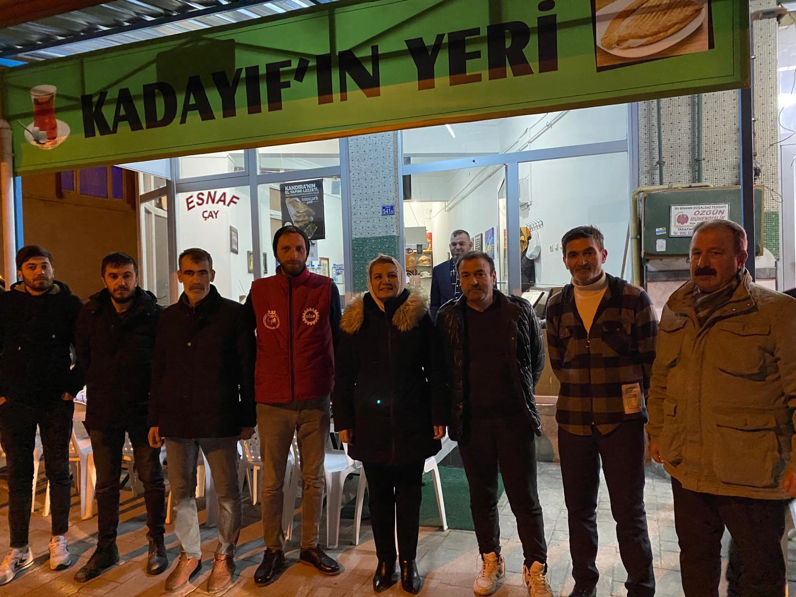 Başkan Hürriyet her sabah güne İzmitlilerle başlıyor (1)