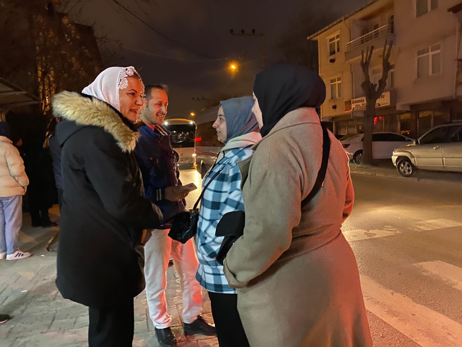Başkan Hürriyet her sabah güne İzmitlilerle başlıyor (2)