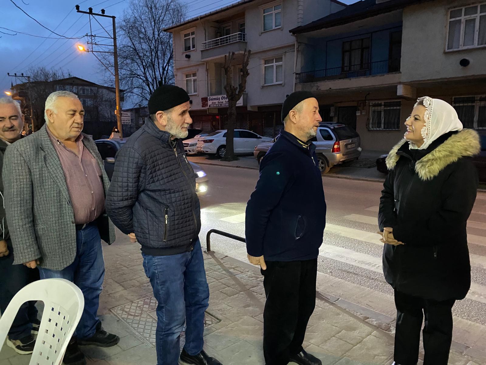 Başkan Hürriyet her sabah güne İzmitlilerle başlıyor (3)