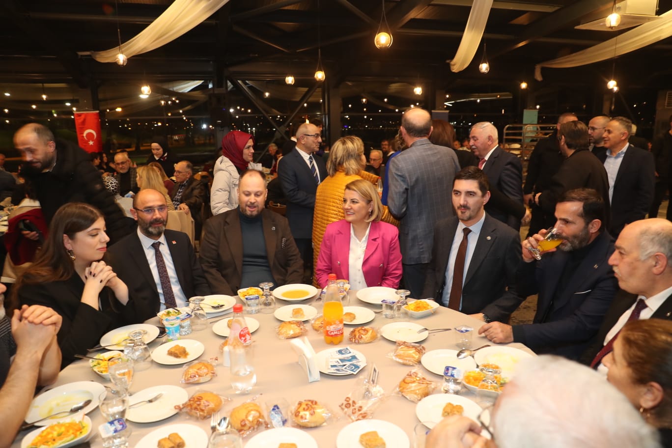 Baskan Hürriyet, kardeslik kenti güzel Ardahanlilari yalniz birakmadi (10)