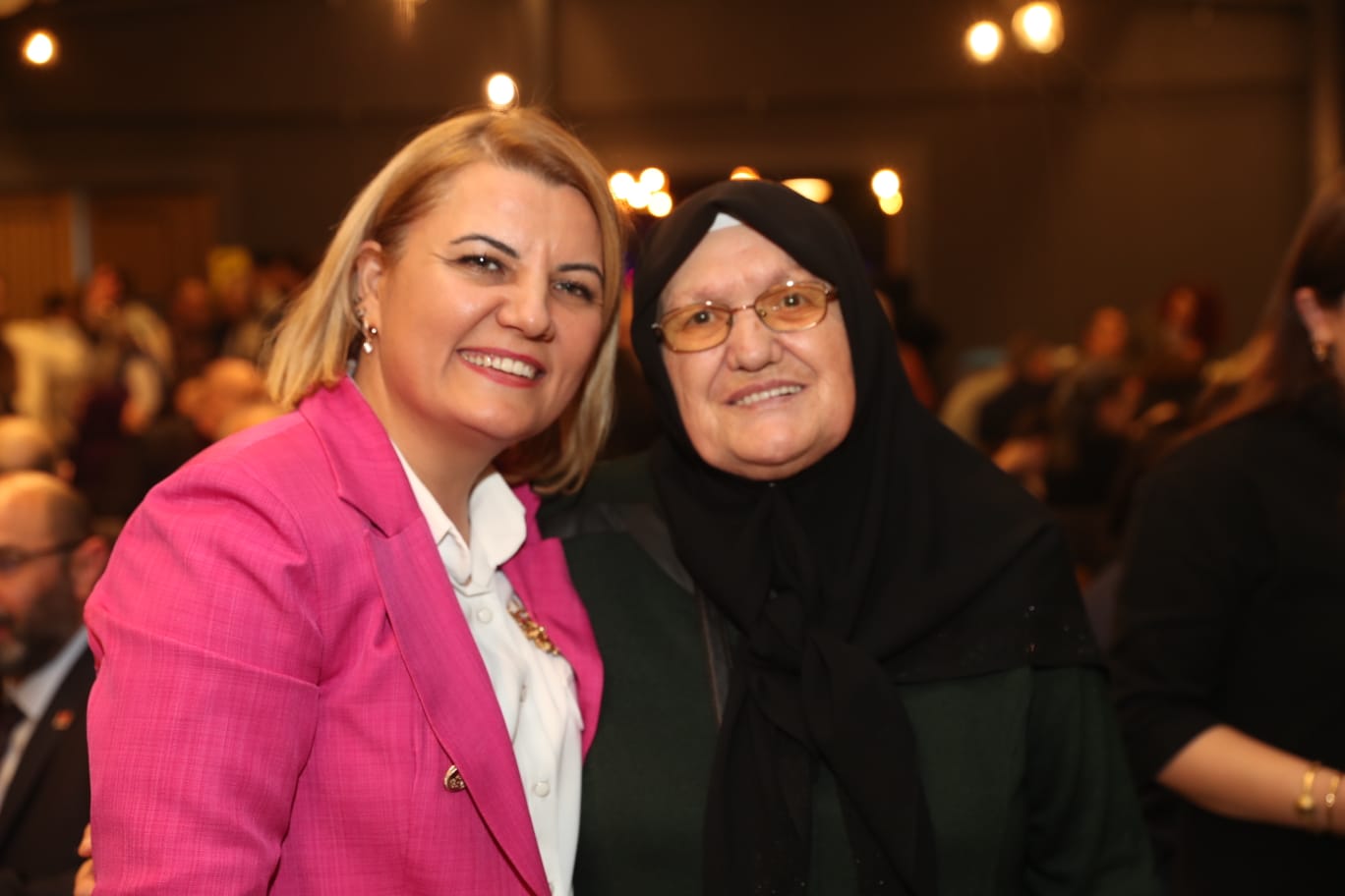 Baskan Hürriyet, kardeslik kenti güzel Ardahanlilari yalniz birakmadi (3)