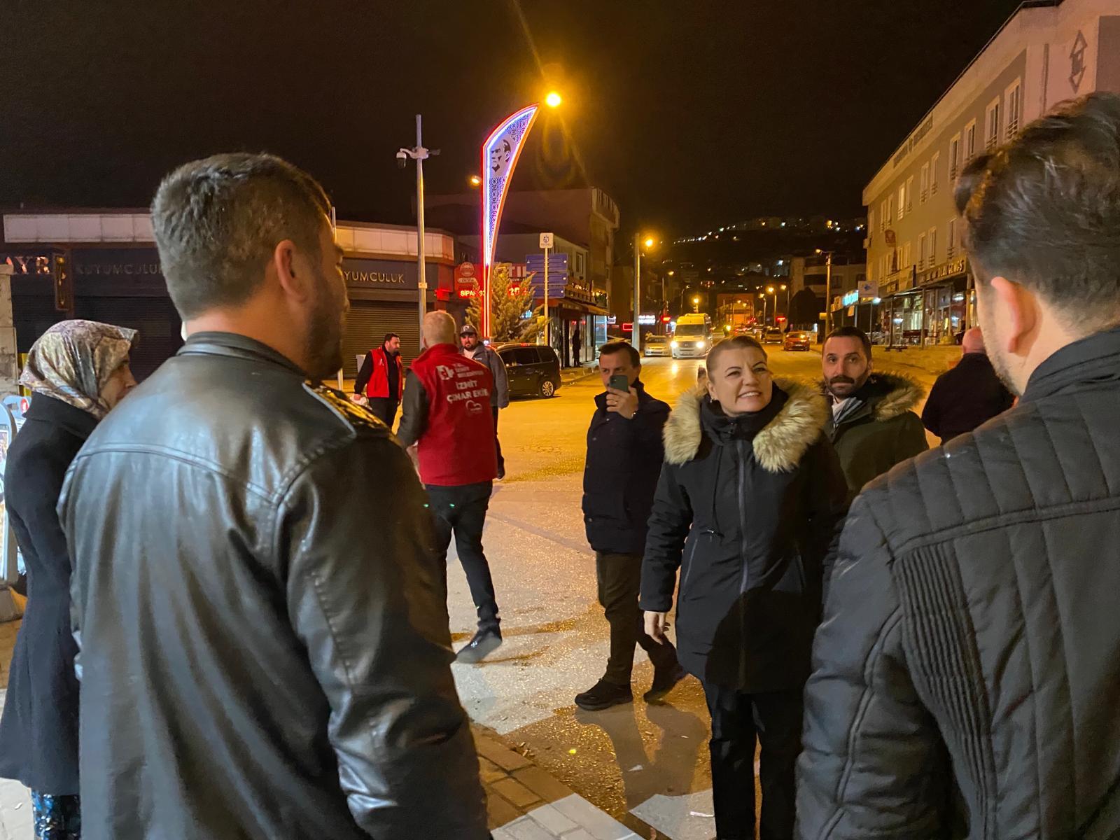 Başkan Hürriyet yeni haftaya Yeşilova’da emekçilerle başladı (9)