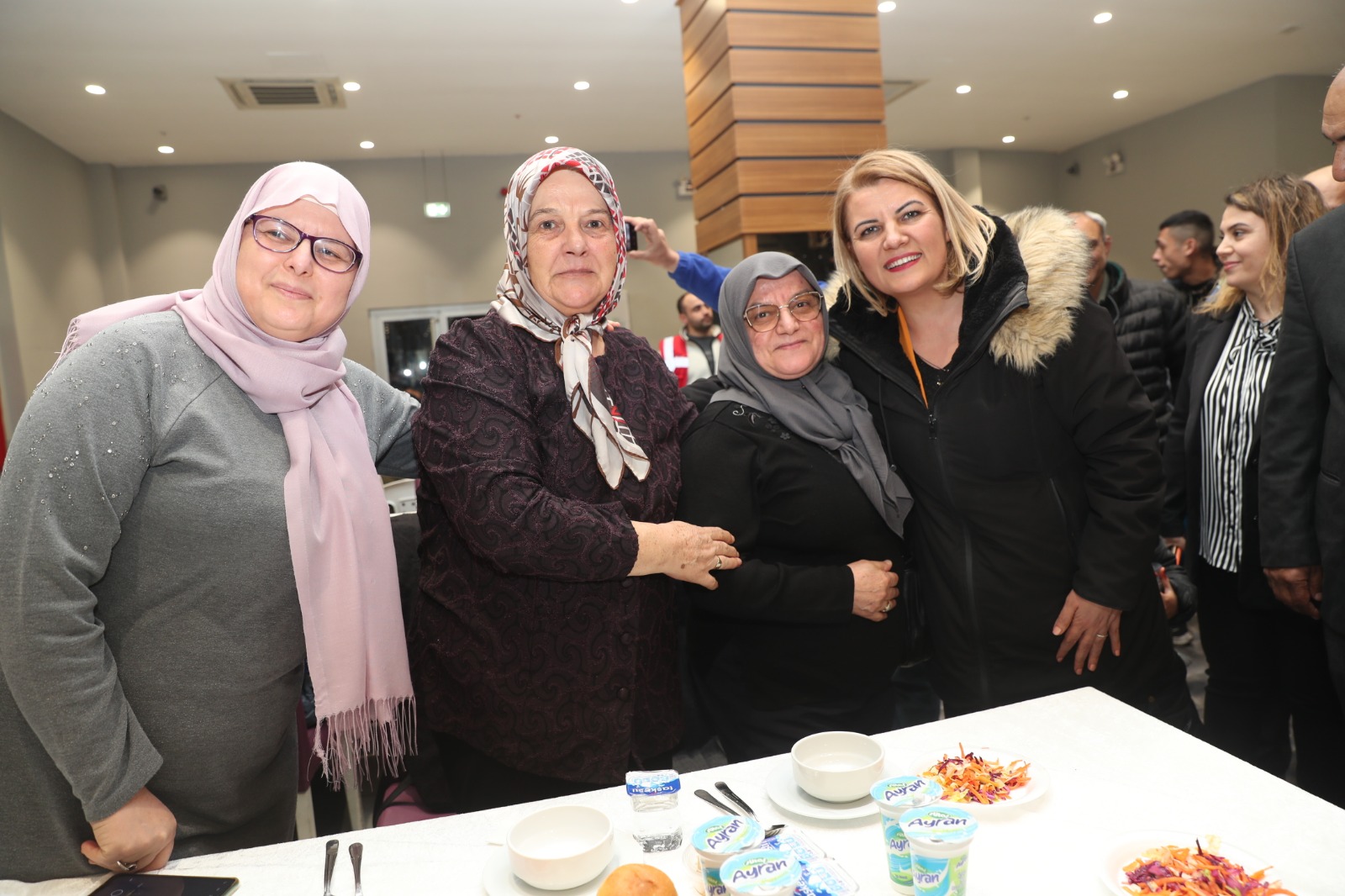 Başkan Hürriyet'e Yenidoğan'da ve Serdar'da Sevgi Seli (14)