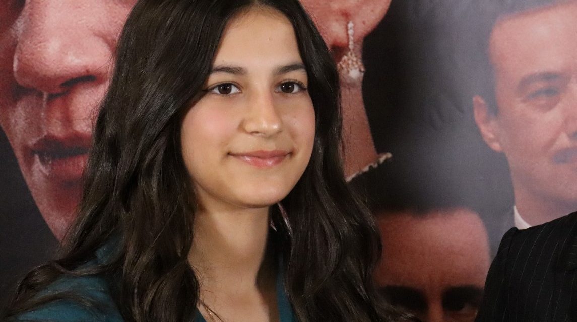 LEYLA ATAKAN’IN GENÇLİĞİNİ OYNAYAN CEYLİN SEYMEN: FİLMİMİZ ÇOK GÜZEL OLMUŞ