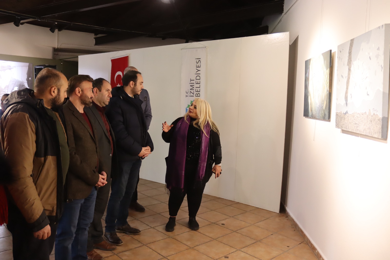 Ellenart Nikomedia Karma Resim Sergisi sanatseverleri bekliyor (3)