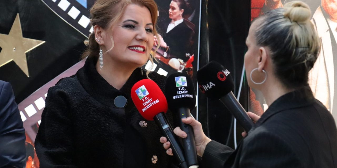 HÜRRİYET: LEYLA HANIM FİLMİ İZMİT HALKINA ARMAĞAN OLSUN