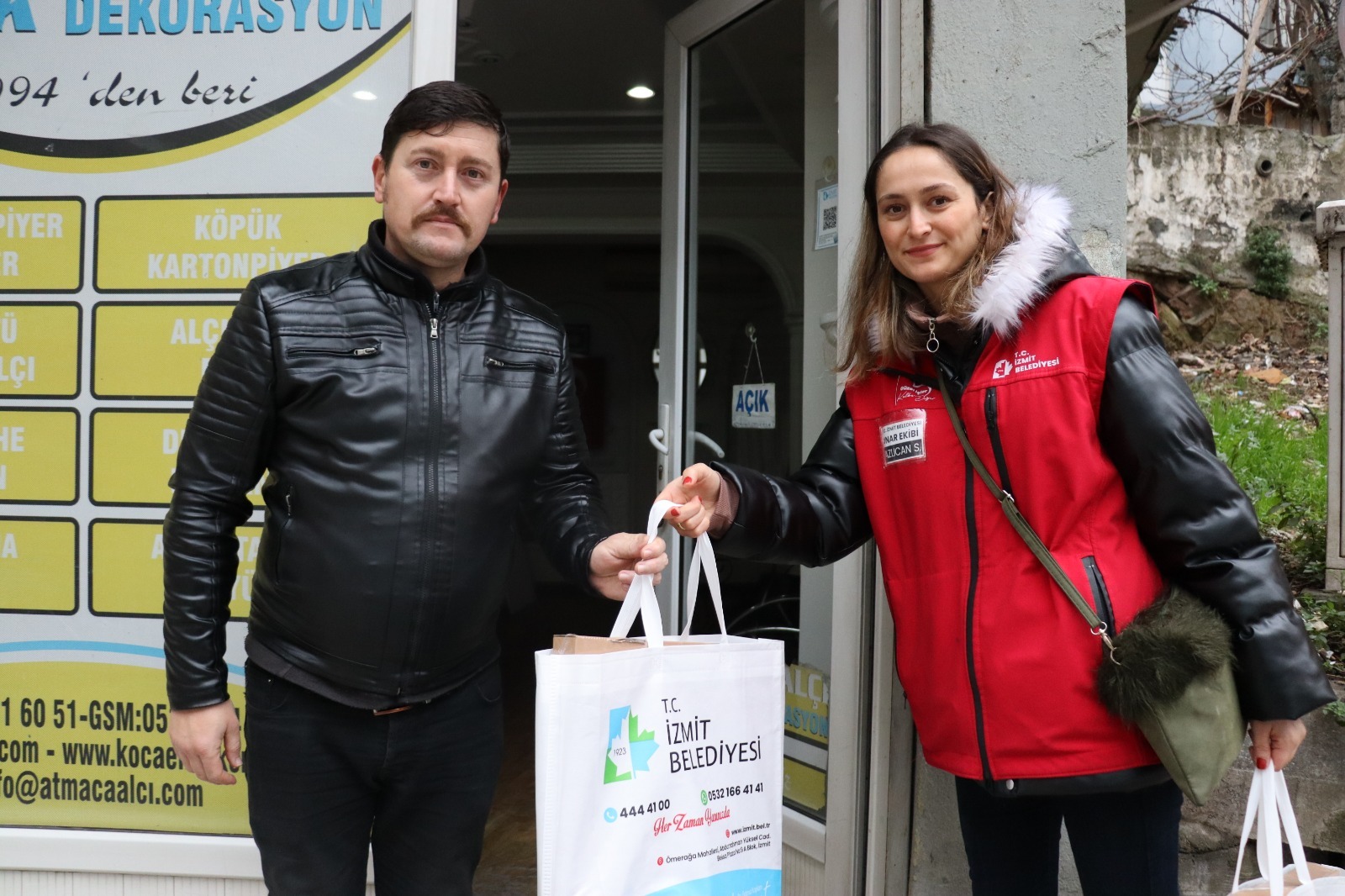 İzmit Belediyesi Çınar Ekibi Bekirdere esnafını ziyaret etti (1)