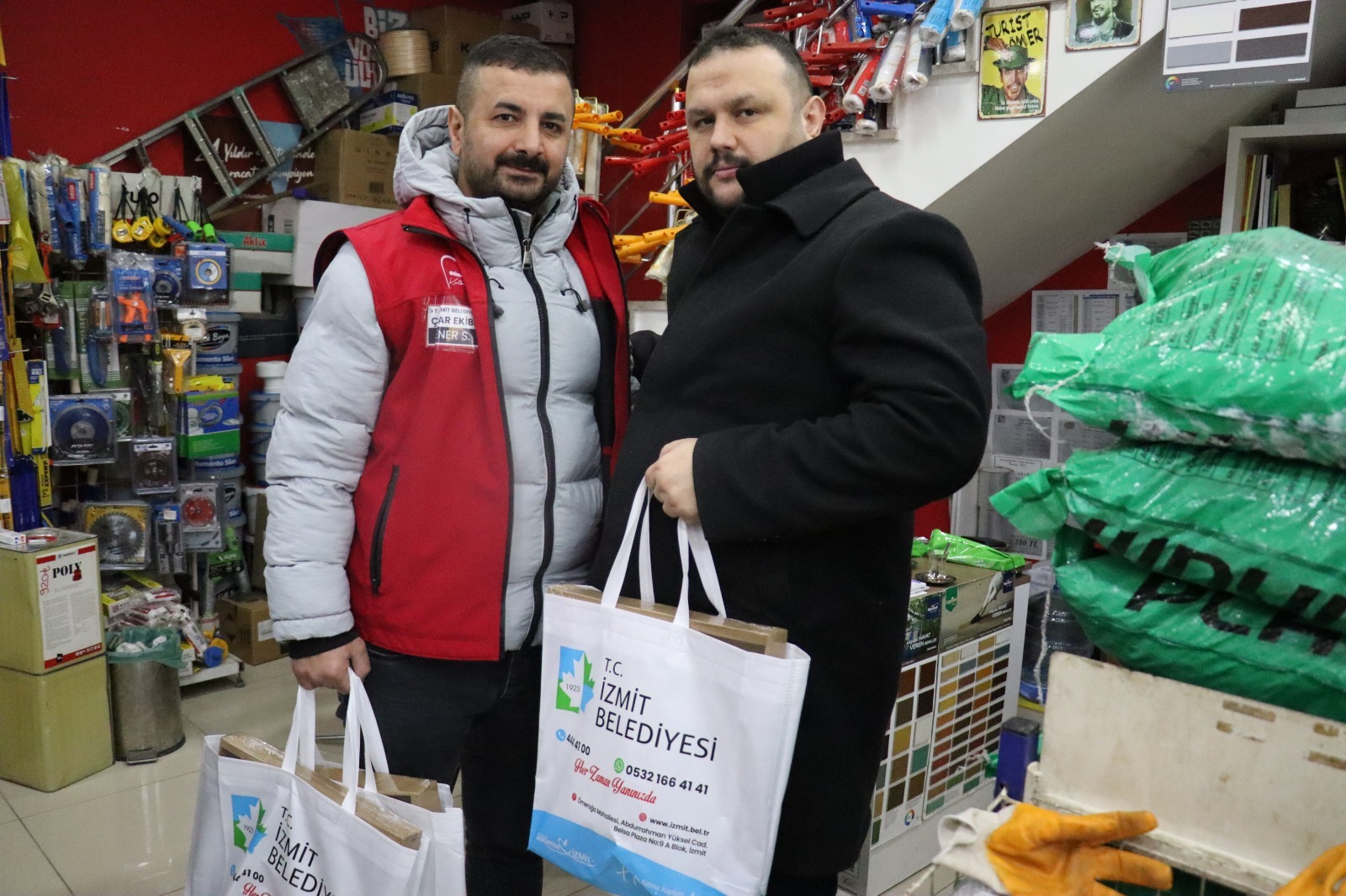 İzmit Belediyesi Çınar Ekibi Bekirdere esnafını ziyaret etti (7)
