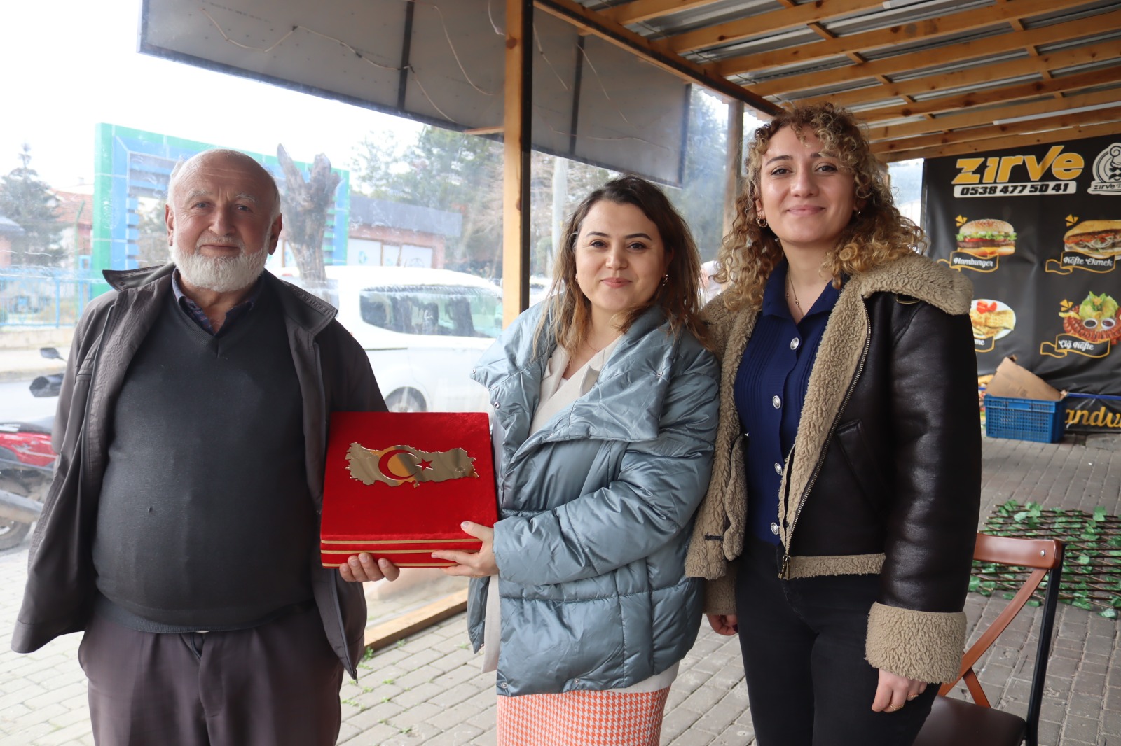 Izmit Belediyesi kahraman gazilerimize ziyaretlerini sürdürüyor (2)