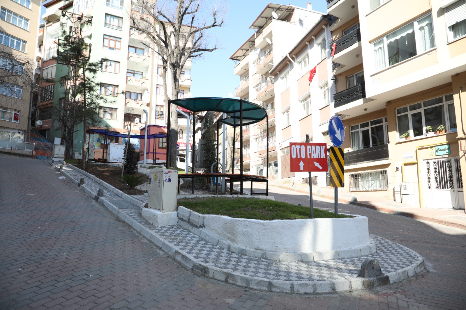 Izmit Belediyesi kenti güzellestirmeye devam ediyor (3)