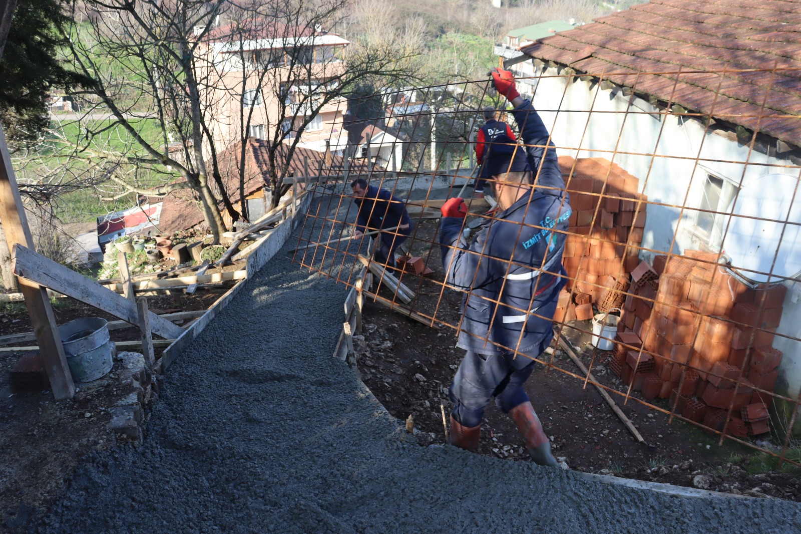 İzmit Belediyesi ulaşımda da özel bireylerin konforunu arttırıyor (5)