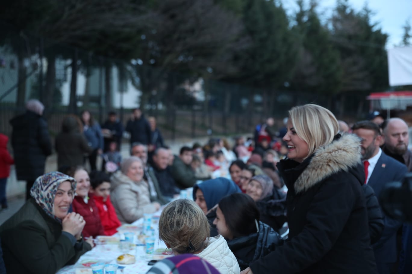 Akpınar Mahallesi sakinleri iftar sofrasında buluştu (3)