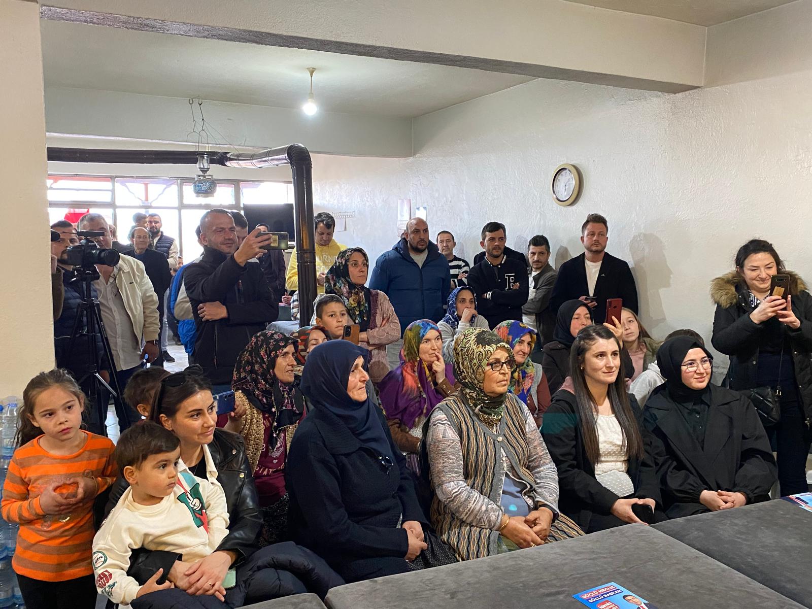 Başkan Hürriyet Bağlıca sakinleriyle buluştu (2)