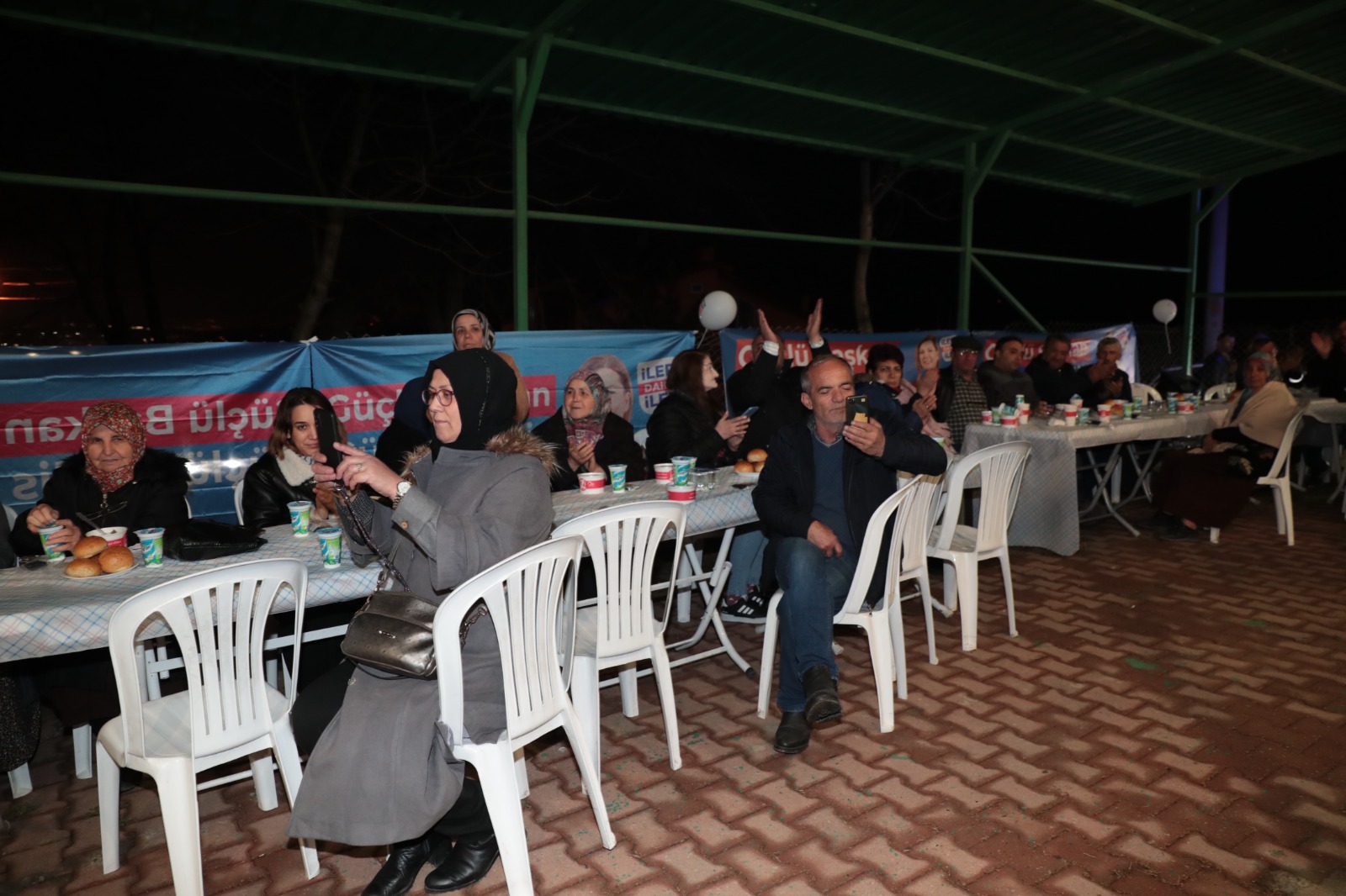 Başkan Hürriyet, Gedikli’de coşkuyla karşılandı (6)