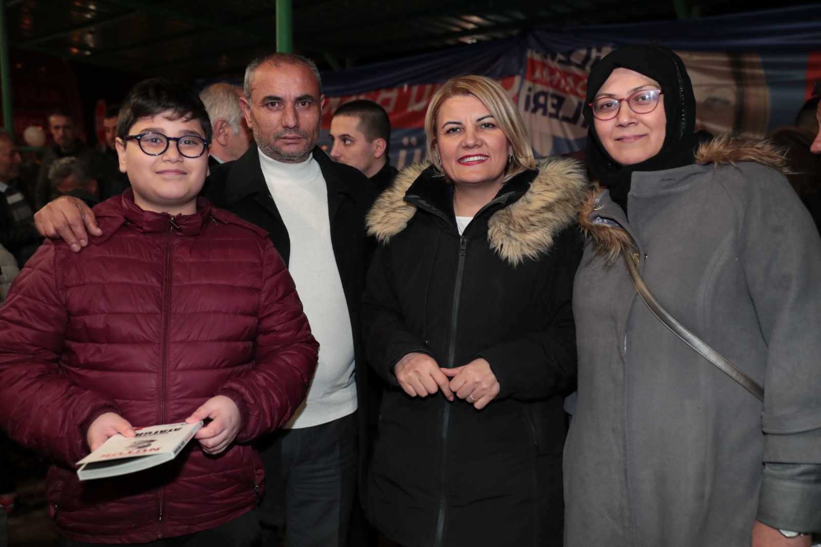 Başkan Hürriyet, Gedikli’de coşkuyla karşılandı (8)
