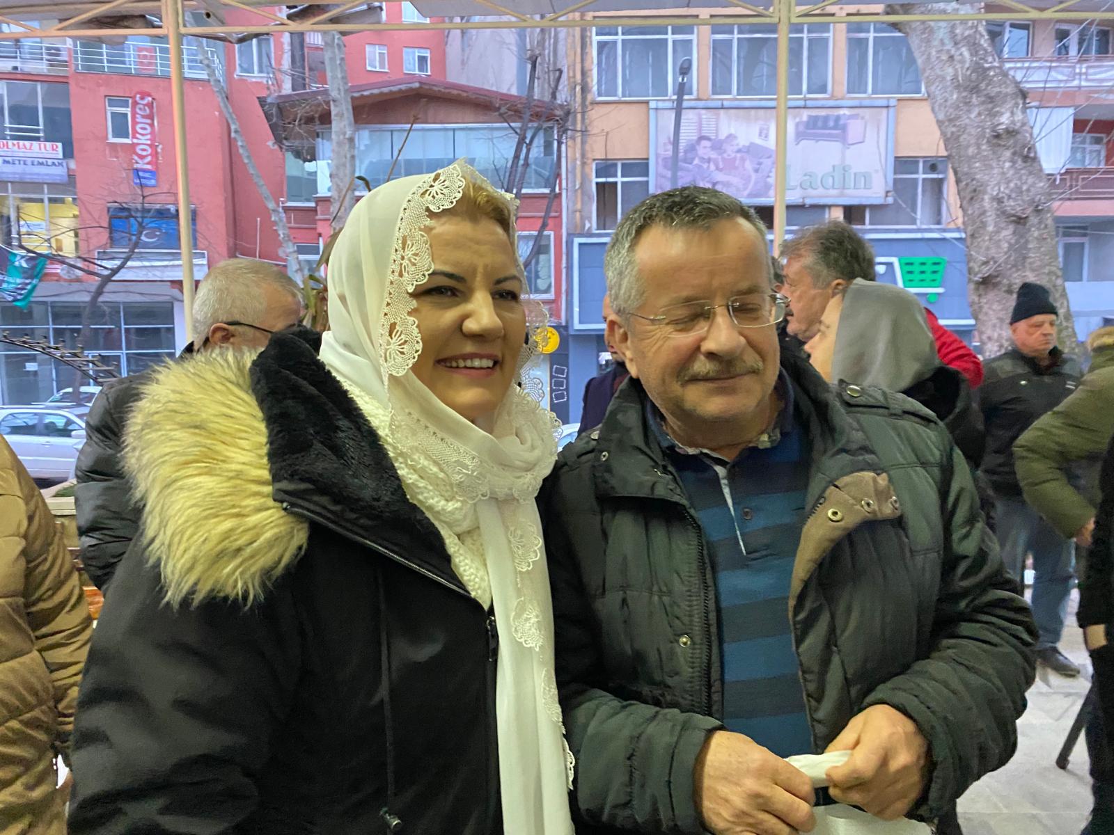 Başkan Hürriyet, Hayırsevenler Camii cemaatiyle buluştu (7)