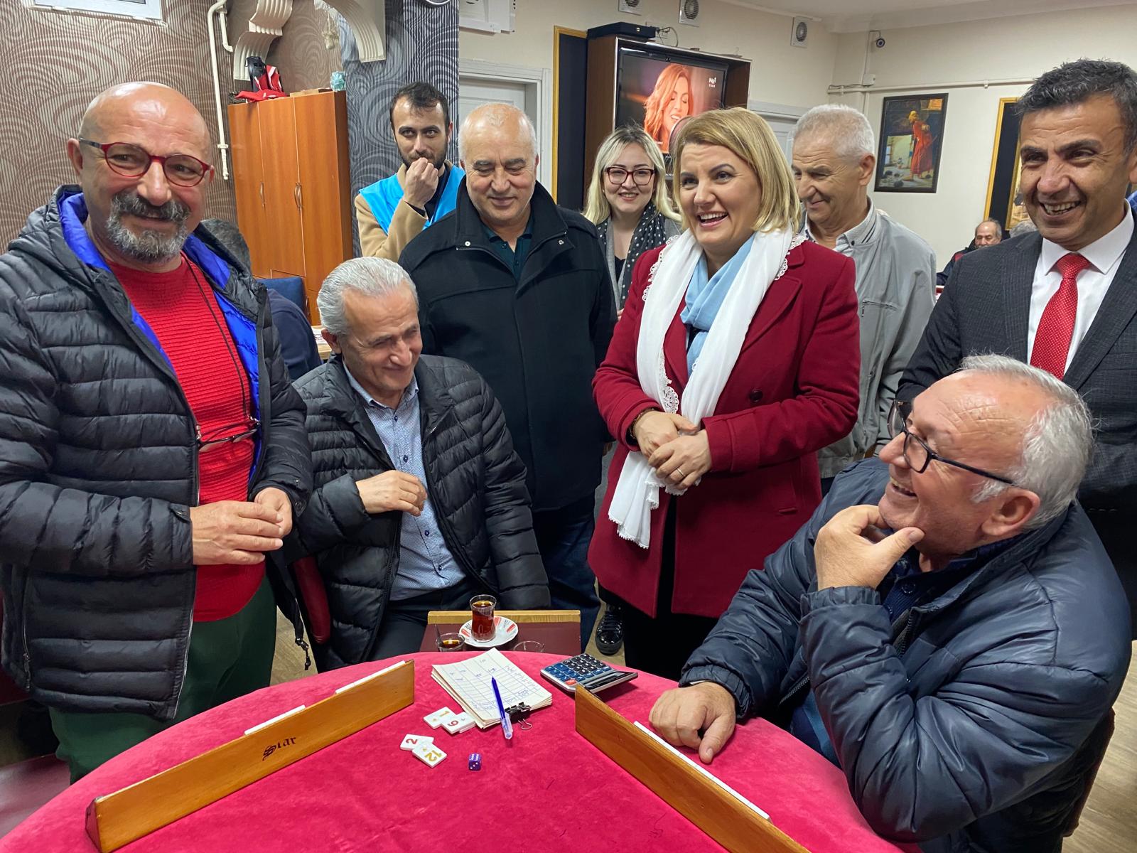 Başkan Hürriyet Kadıköy esnafını ziyaret etti (2)