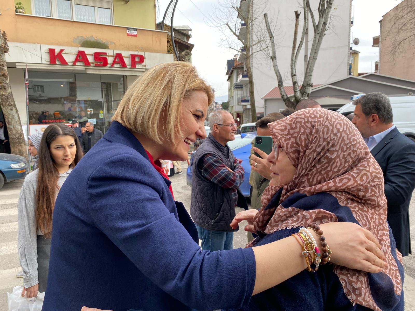 Başkan Hürriyet Kuruçeşme esnafını ziyaret etti (5)