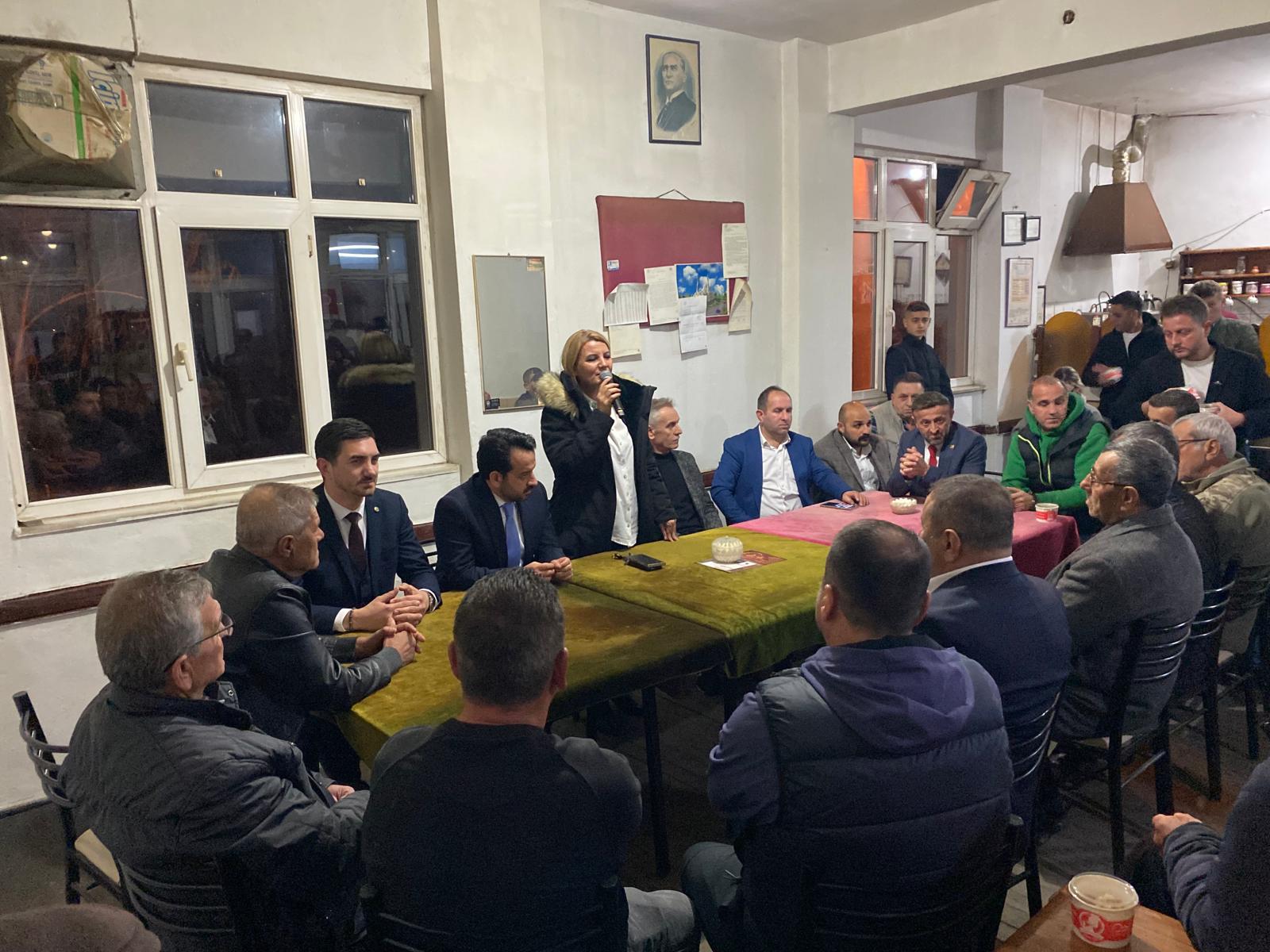 Başkan Hürriyet Sapakpınarlılara hizmetleri anlattı (5)