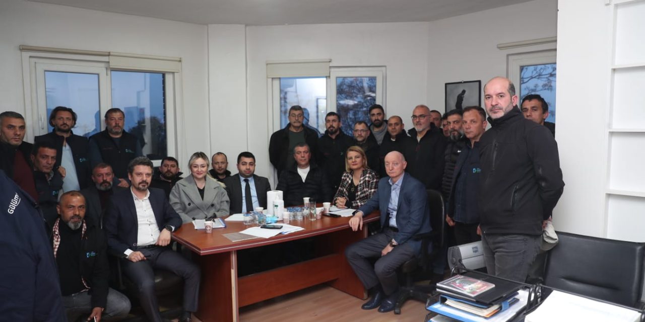 BAŞKAN HÜRRİYET, TEMİZLİK İŞLERİ MÜDÜRLÜĞÜ AMİRLERİYLE BİR ARAYA GELDİ