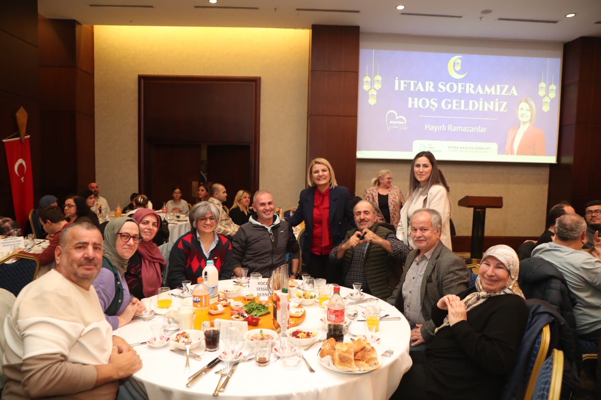 Başkan Hürriyet, engelli dernekleri ile iftar sofrasını paylaştı (2)