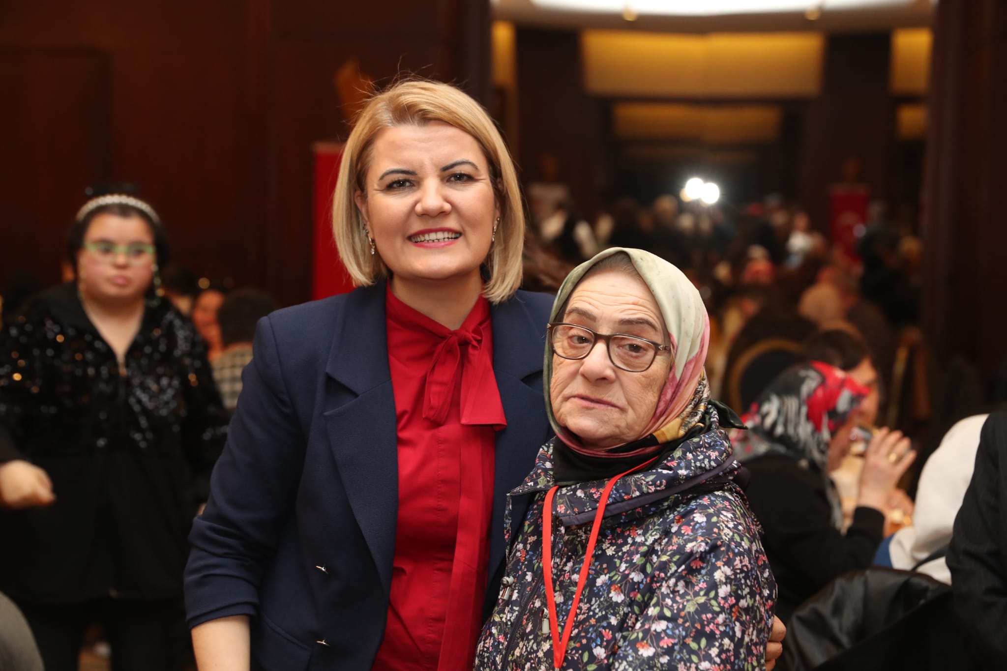Başkan Hürriyet, engelli dernekleri ile iftar sofrasını paylaştı (4)