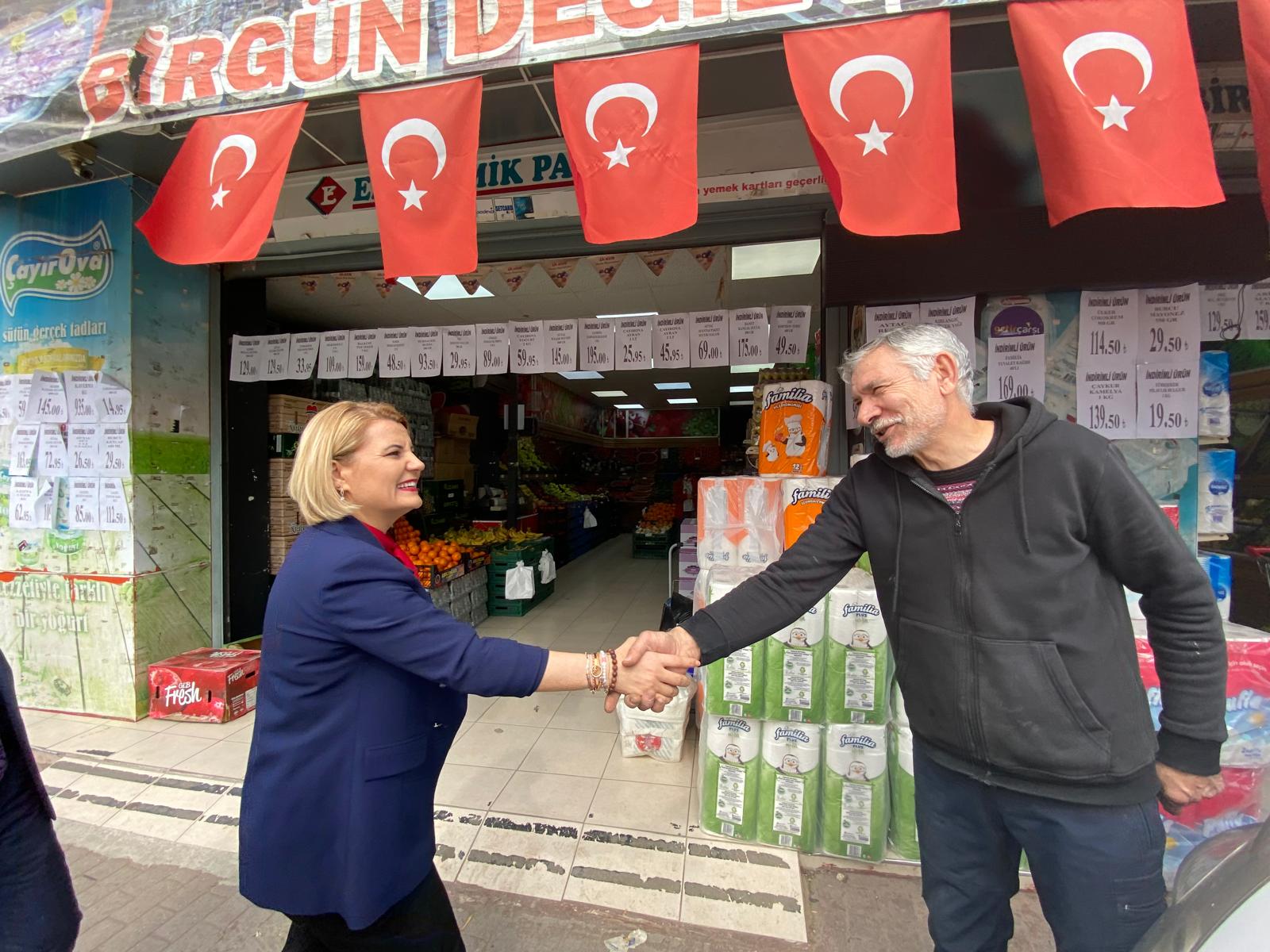 Başkan Hürriyet’ten Paşa esnafına ziyaret (20)
