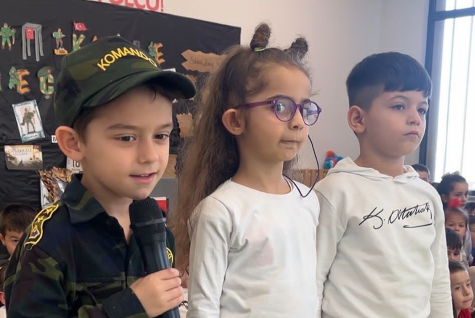 Çinar Çocuk Evleri'nin minikleri Çanakkale Zaferini büyük bir heyecanla kutladi (2)