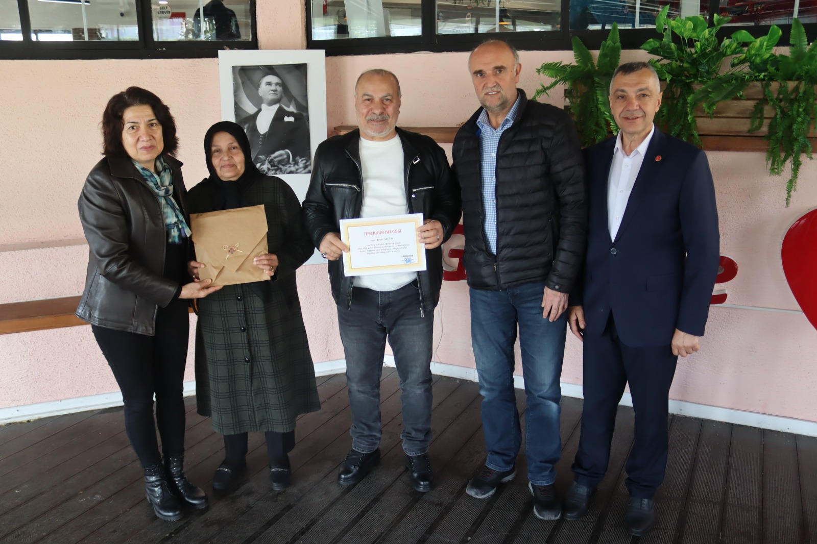 Çocuk Ödül Markete Haci Hizirdan büyük destek (4)