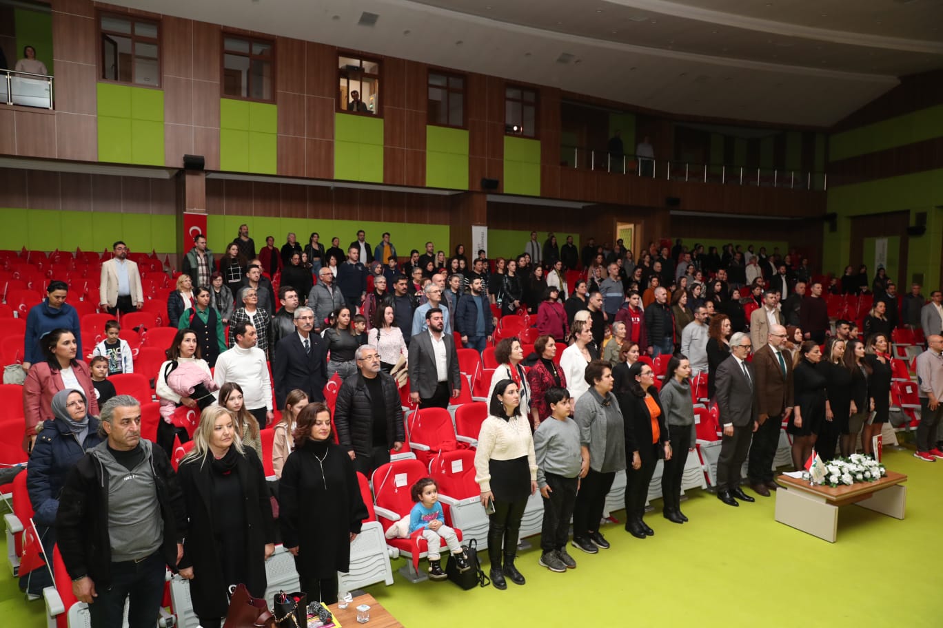 Cumhuriyet Kadınları Korosundan muhteşem konser (1)