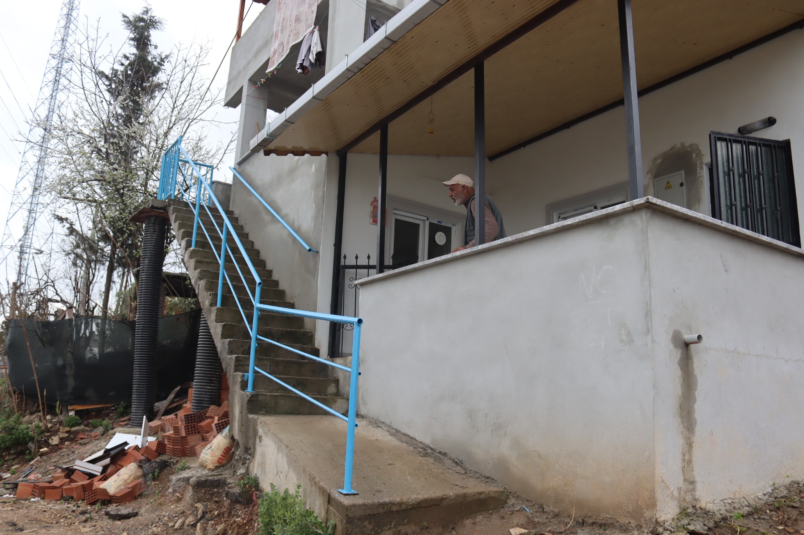 Engelli dostu İzmit Belediyesi bir engeli daha ortadan kaldırdı (1)