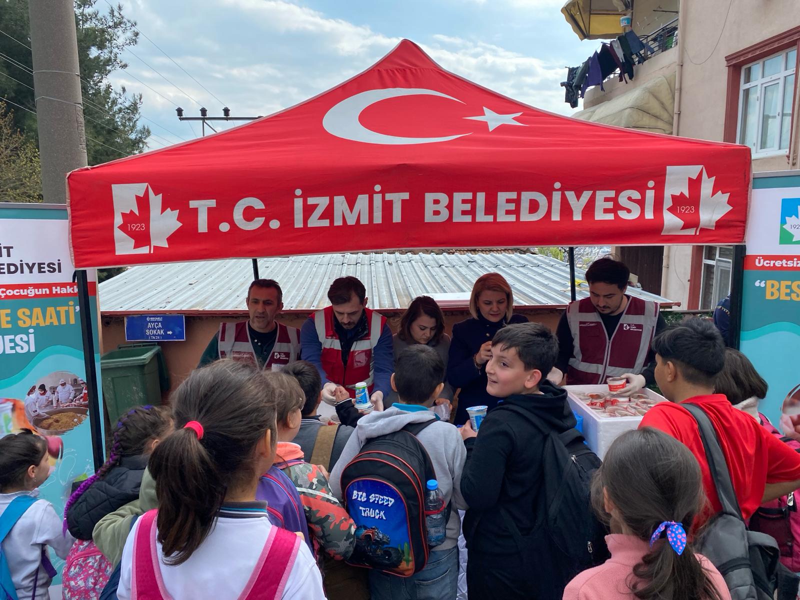 Hürriyet, `Beslenme Saati' farkindaligina Ibrahim Süreyya Yigit Ilkokulu'nda devam etti (6)