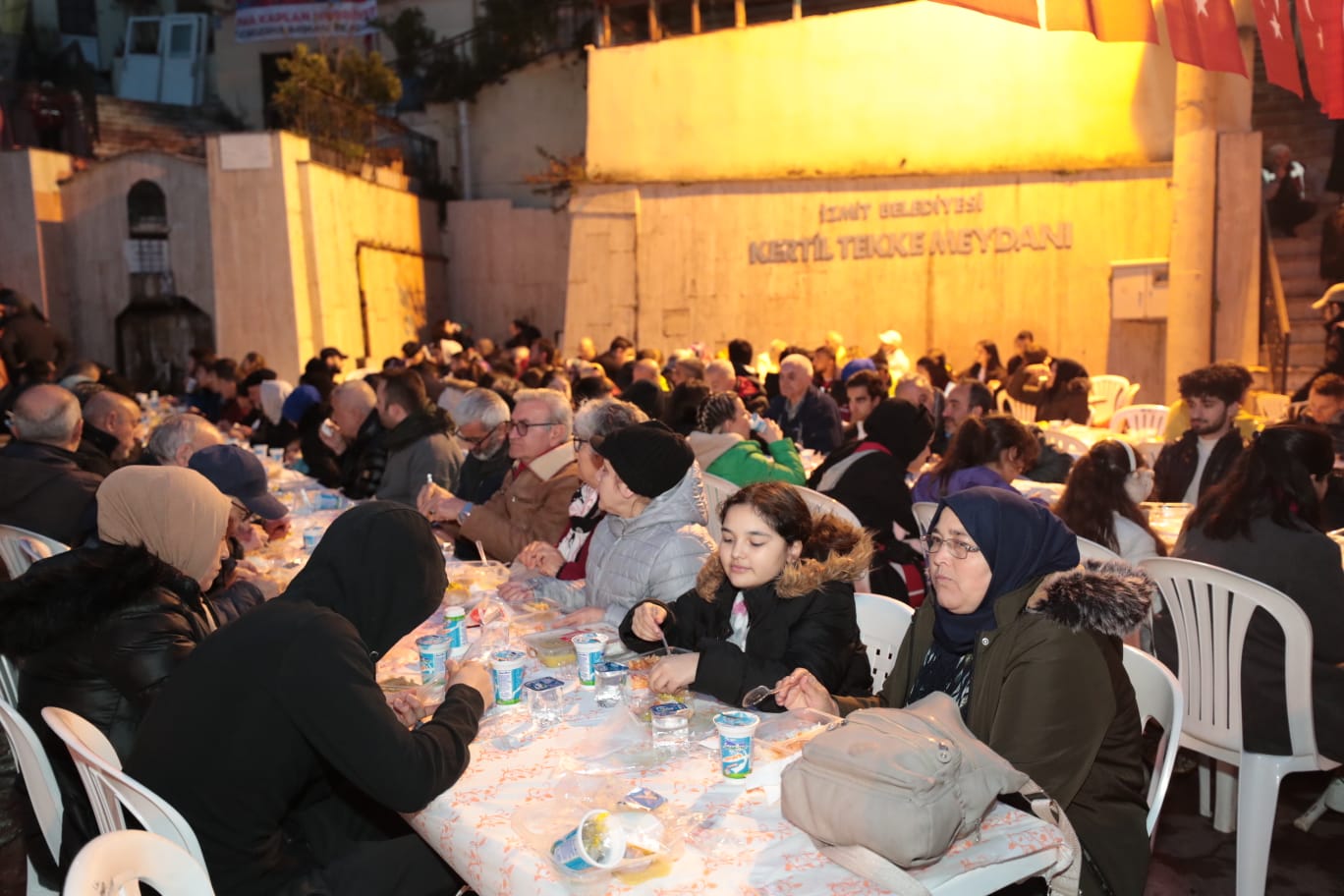 Hürriyet Halk İftarında Veli Ahmet ve Hacıhızır sakinleriyle buluştu (5)
