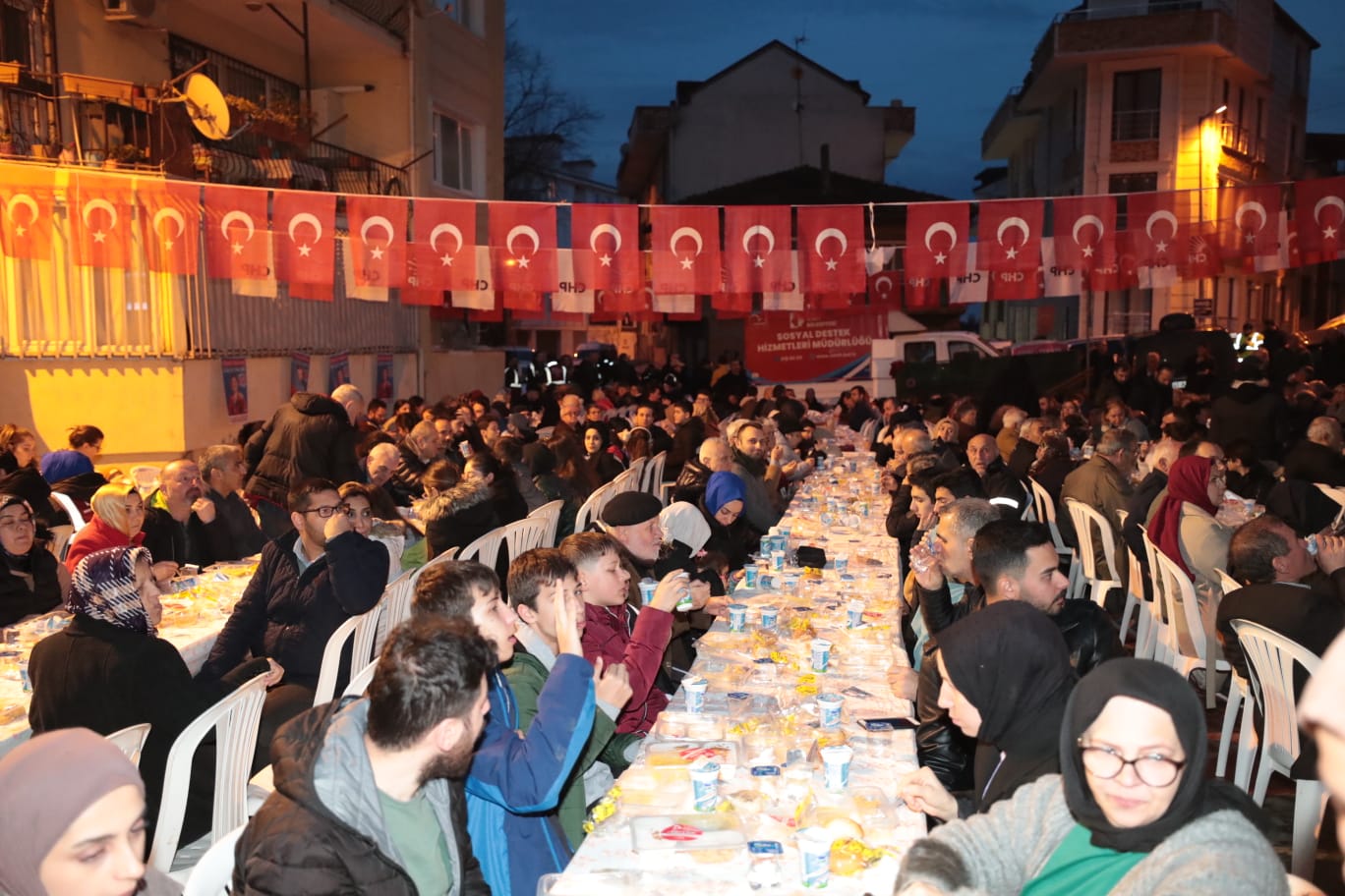 Hürriyet Halk İftarında Veli Ahmet ve Hacıhızır sakinleriyle buluştu (8)