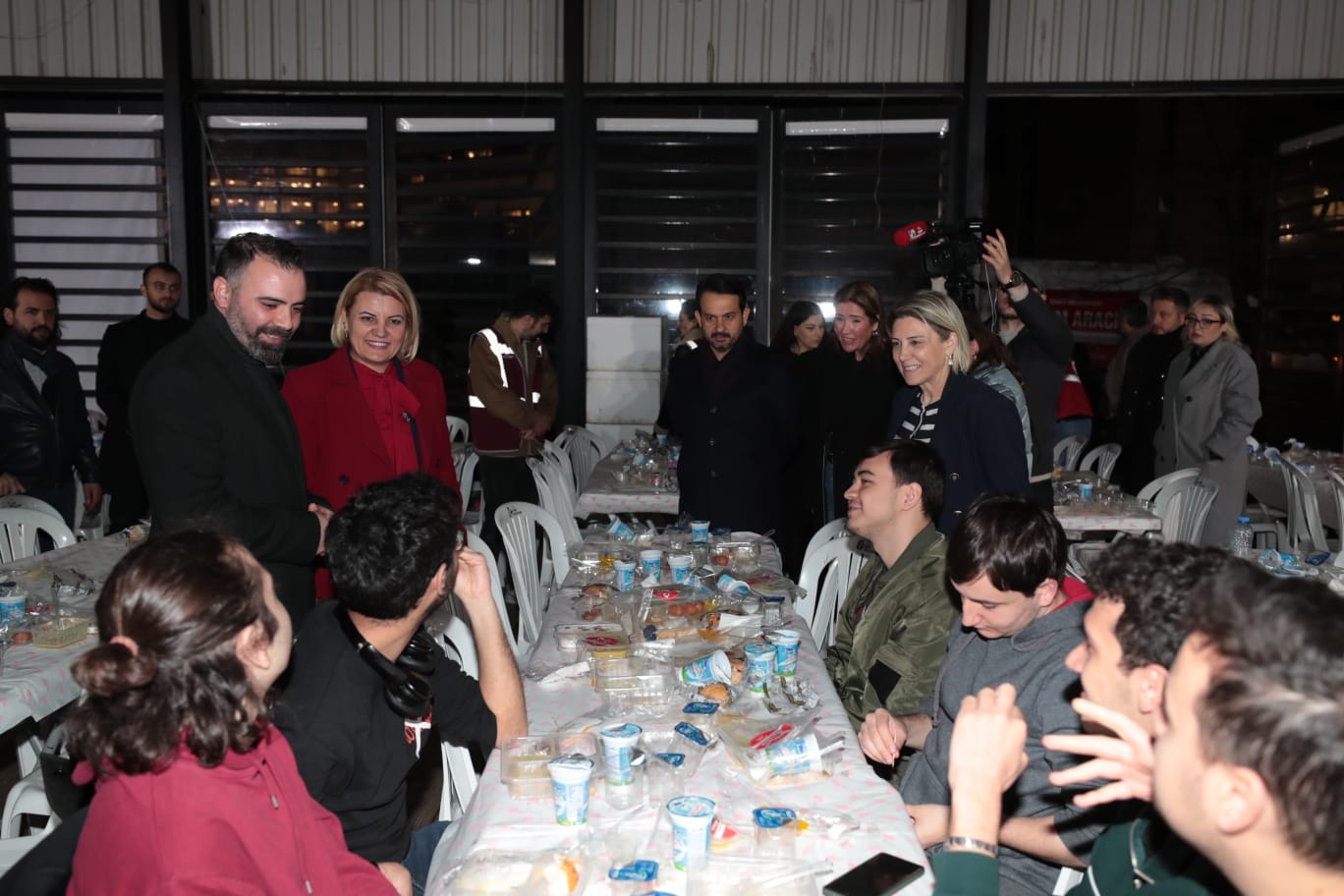 Hürriyet iftar sonrası Umuttepe’de gençlerle buluştu (3)