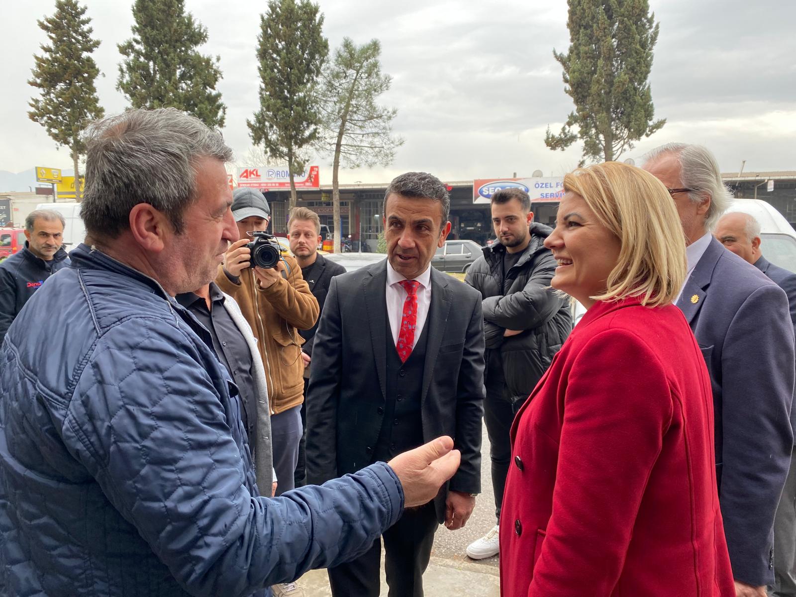 Hürriyet, mesaiye İzmit Sanayi Sitesi esnafını ziyaret ederek başladı (7)