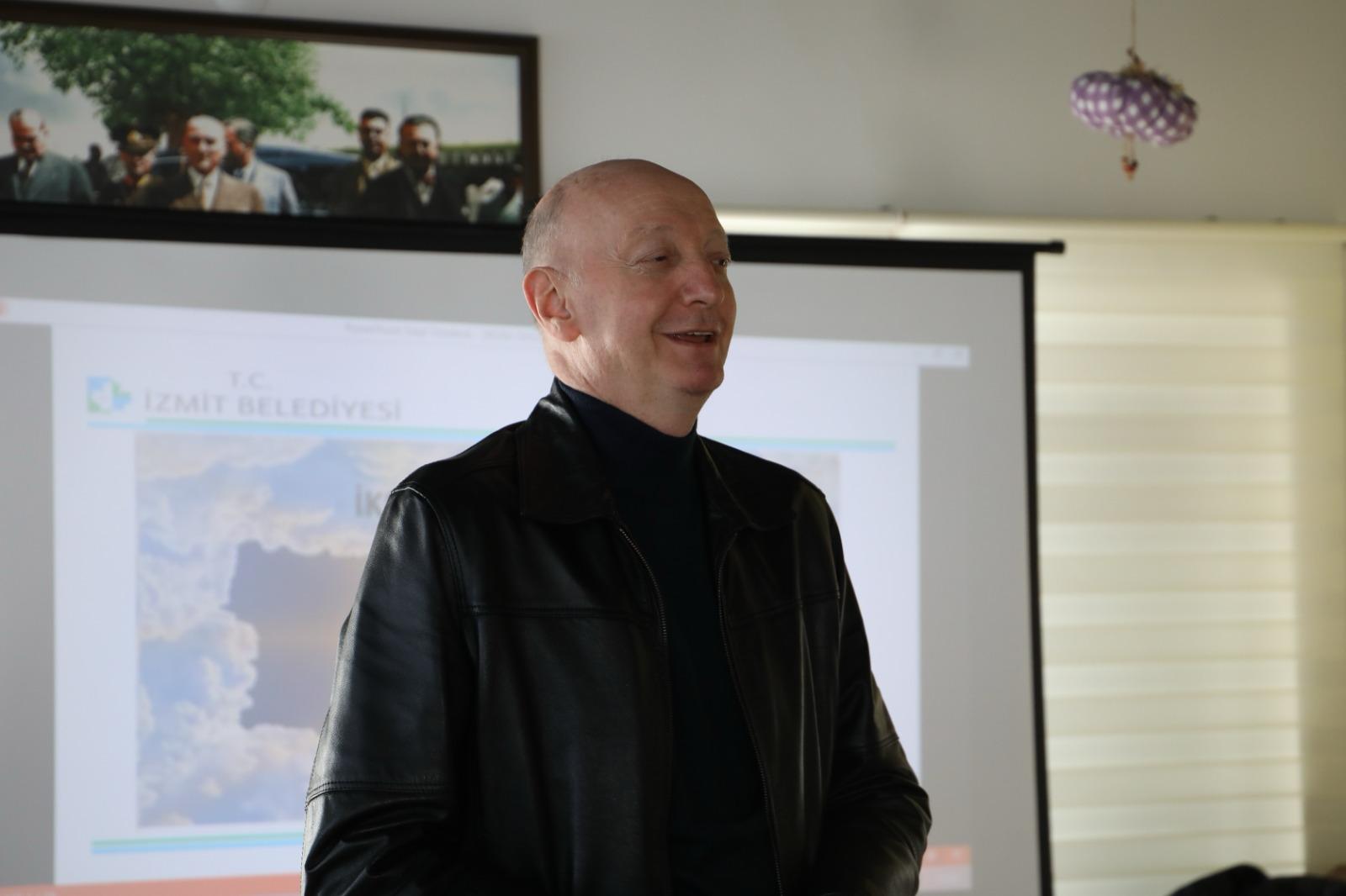 İzmit Belediye Başkan Yardımcısı Ünal Özmural
