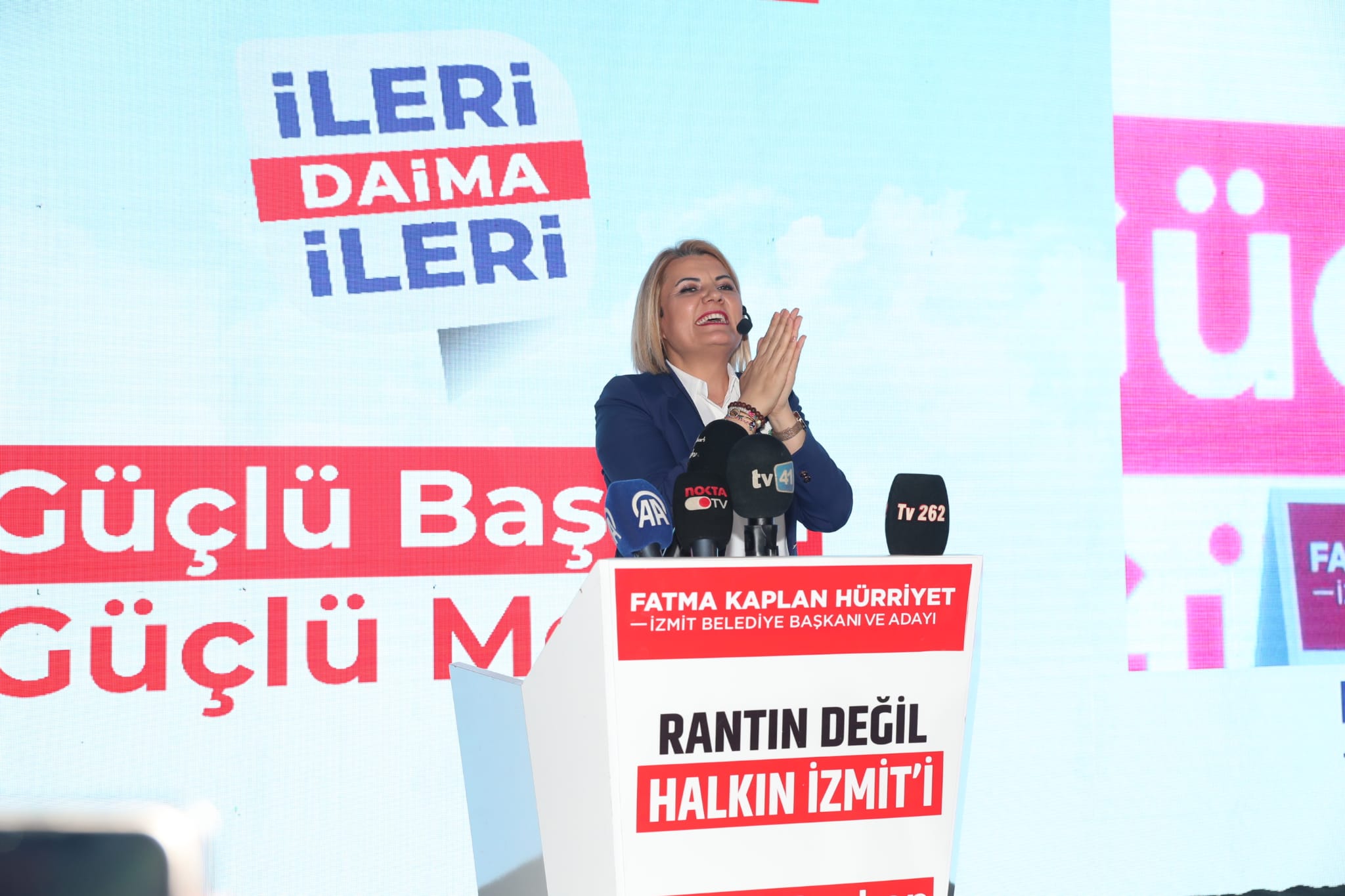İzmit Belediye Başkanı Fatma Kaplan Hürriyet,