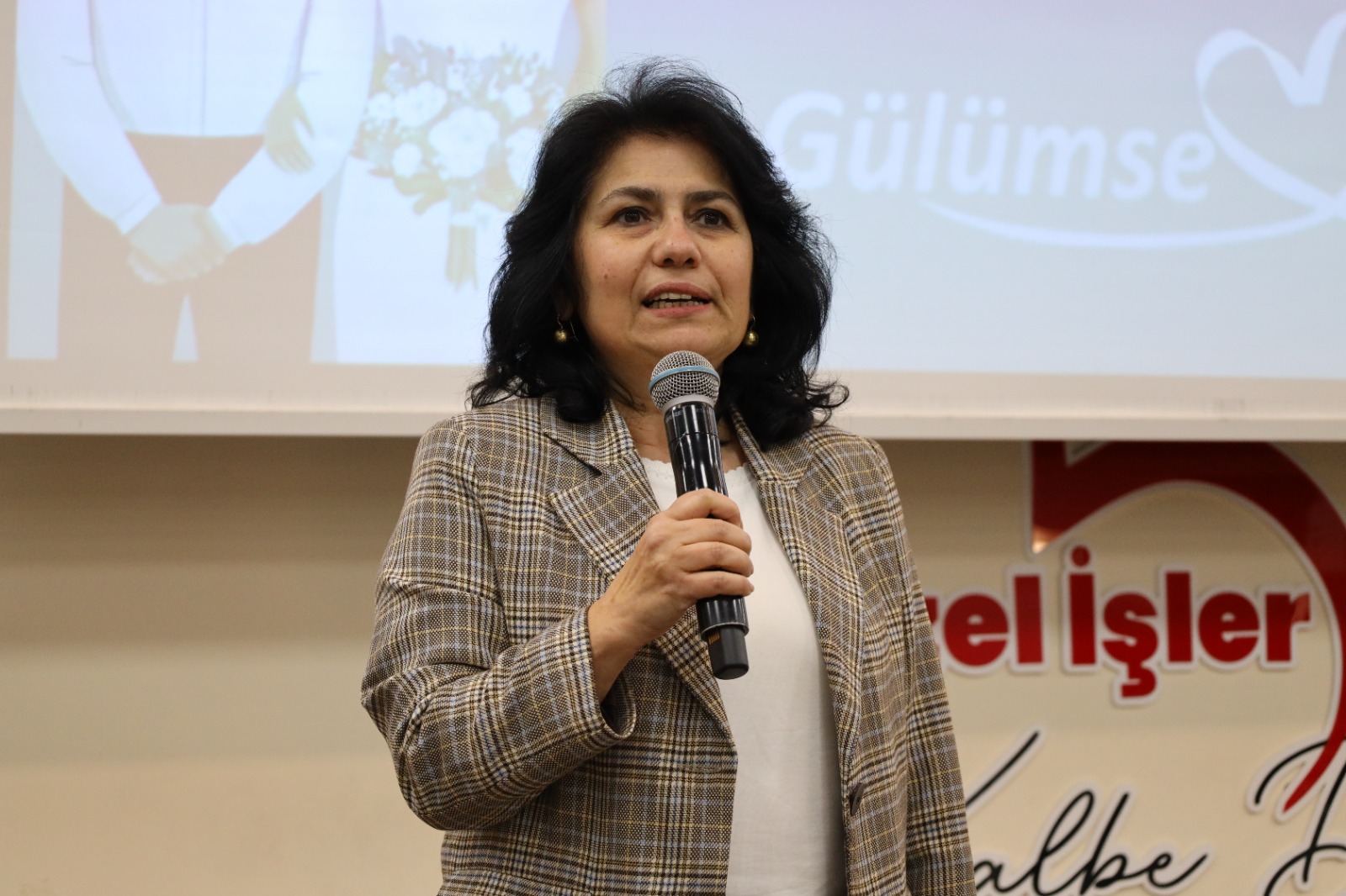 İzmit Belediyesi Başkan Yardımcısı Sibel Solakoğlu