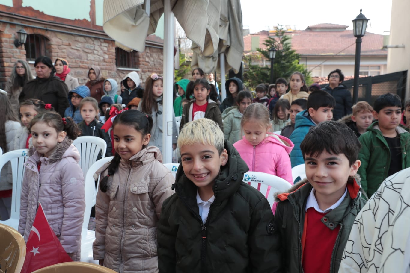 İzmit Belediyesi Çanakkale Zaferini gururla kutladı (3)