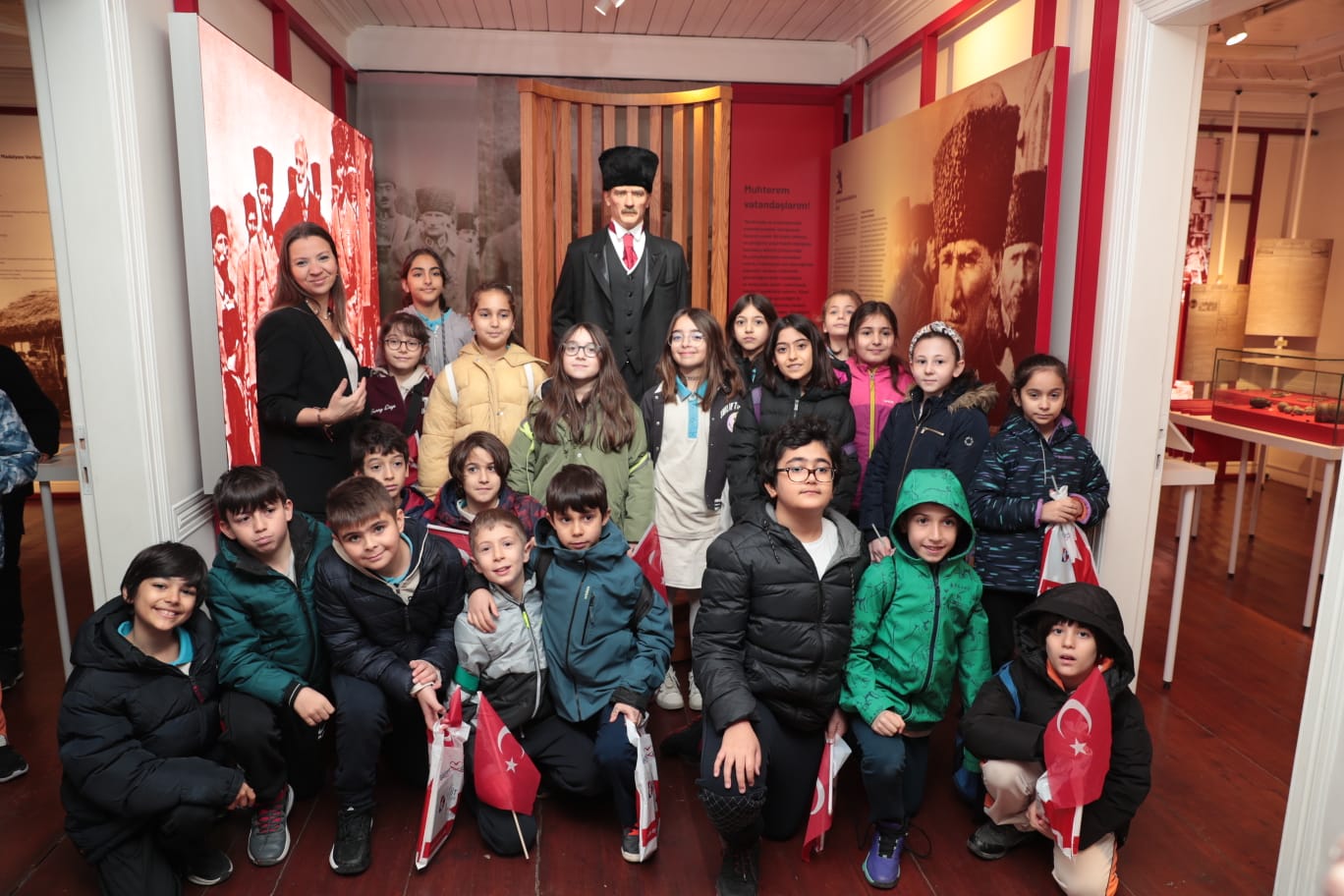 İzmit Belediyesi Çanakkale Zaferini gururla kutladı (8)